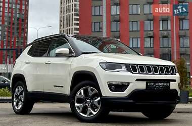 Внедорожник / Кроссовер Jeep Compass 2017 в Киеве