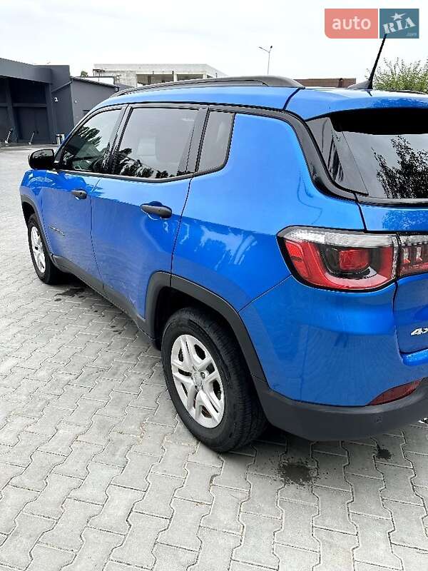 Внедорожник / Кроссовер Jeep Compass 2017 в Виннице