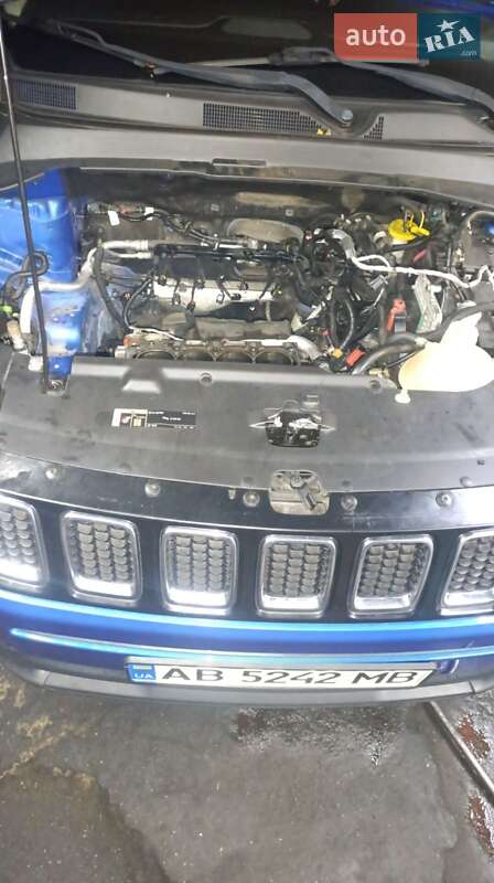 Внедорожник / Кроссовер Jeep Compass 2017 в Виннице