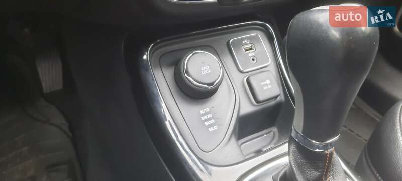Внедорожник / Кроссовер Jeep Compass 2018 в Ровно фото 37 Внедорожник / Кроссовер Jeep Compass 2018 в Ровно