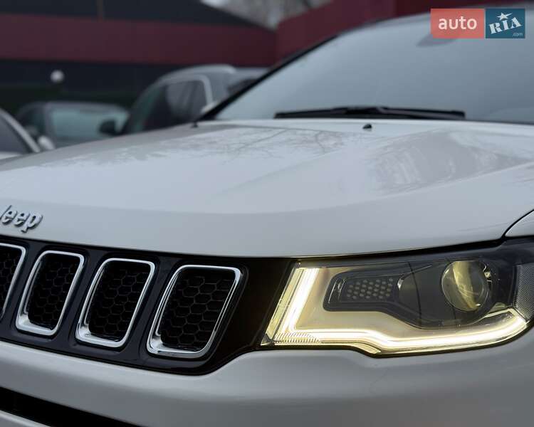 Внедорожник / Кроссовер Jeep Compass 2019 в Киеве