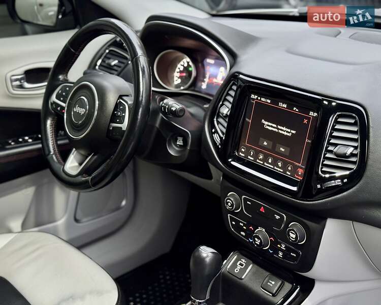 Внедорожник / Кроссовер Jeep Compass 2019 в Киеве