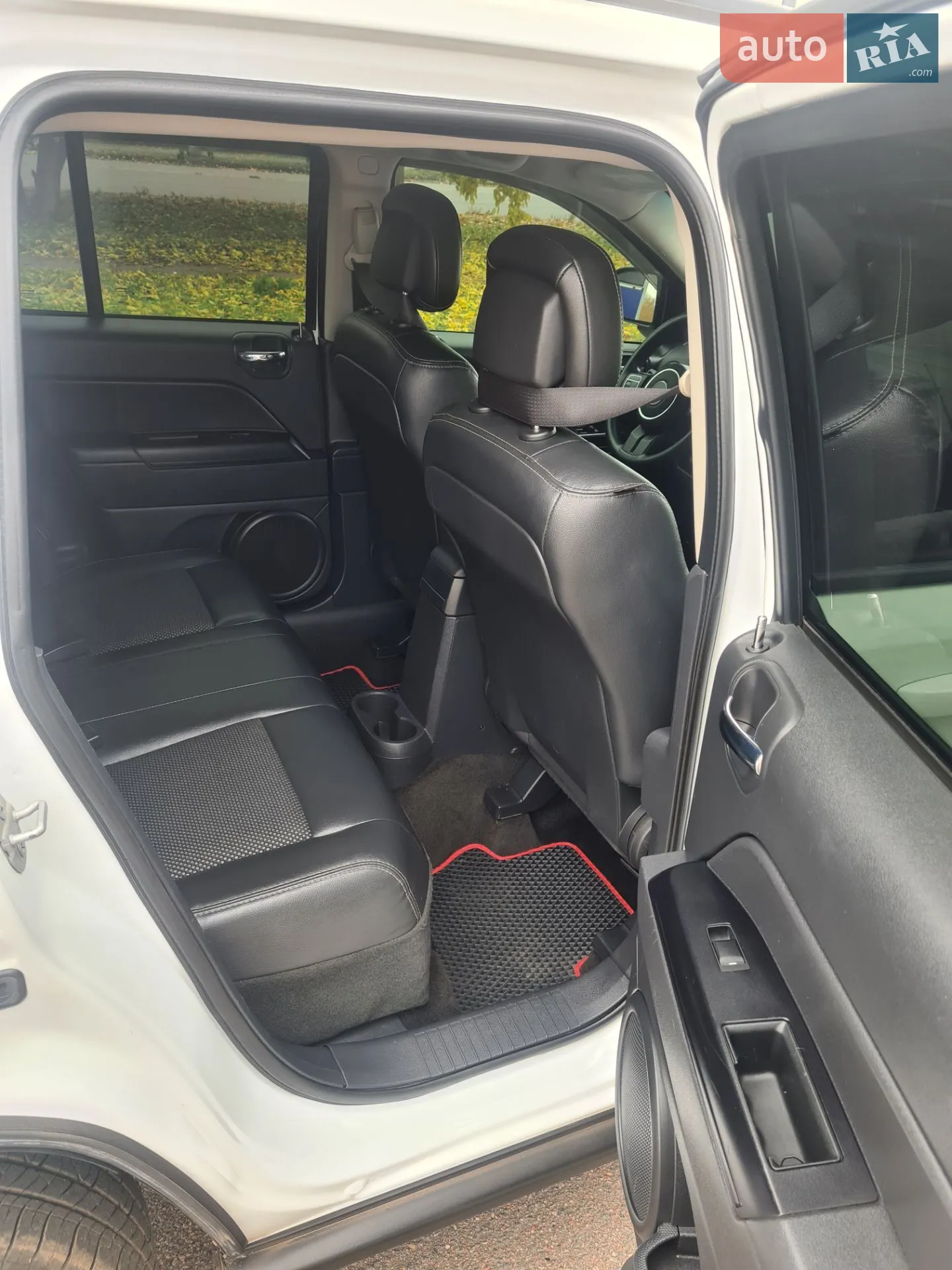 2015 Jeep Compass - мініатюра 21