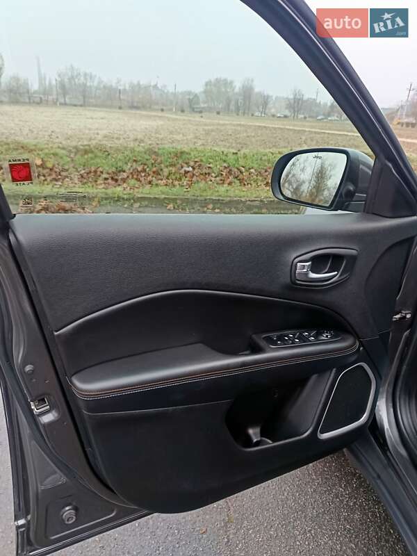 Внедорожник / Кроссовер Jeep Compass 2018 в Горишних Плавнях