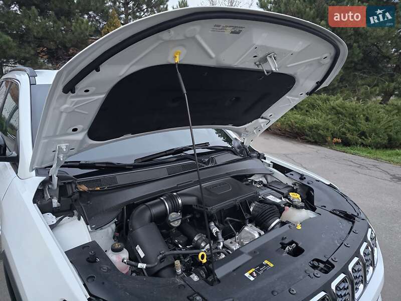 Внедорожник / Кроссовер Jeep Compass 2023 в Полтаве