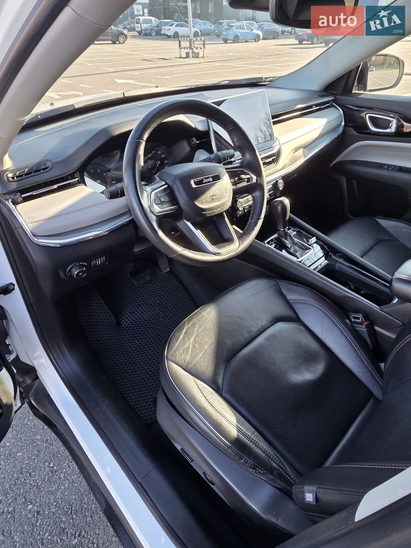 2022 Jeep Compass - мініатюра 13