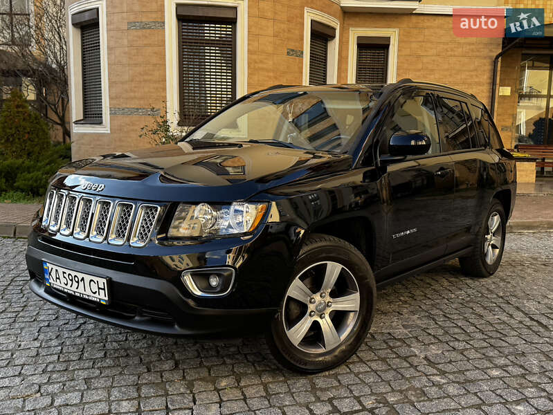Позашляховик / Кросовер Jeep Compass 2016 в Києві