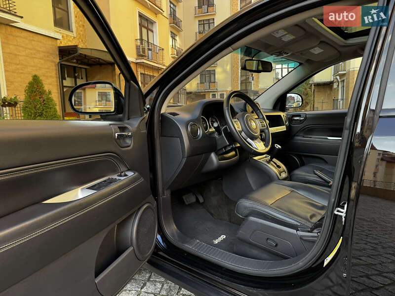 Позашляховик / Кросовер Jeep Compass 2016 в Києві