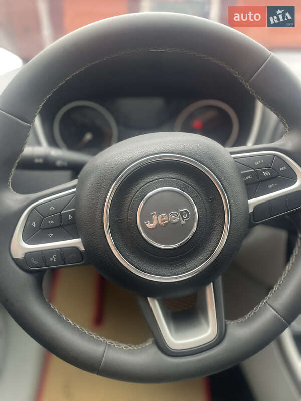 Позашляховик / Кросовер Jeep Compass 2021 в Рівному