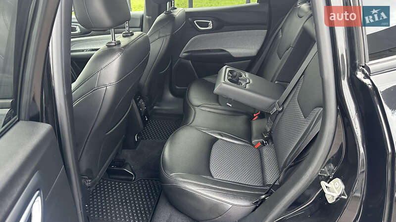Позашляховик / Кросовер Jeep Compass 2024 в Рівному фото 30 Позашляховик / Кросовер Jeep Compass 2024 в Рівному