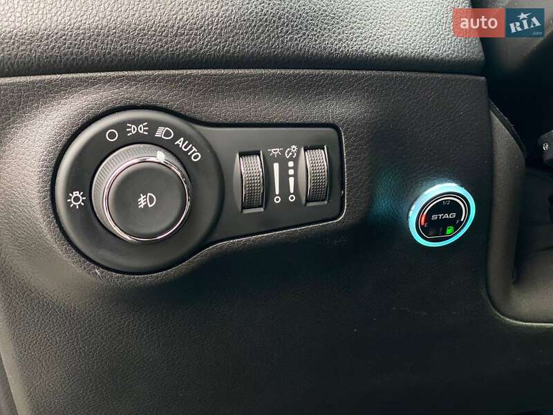 Позашляховик / Кросовер Jeep Compass 2019 в Києві