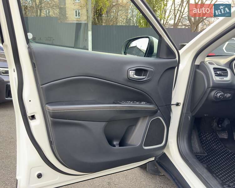 Позашляховик / Кросовер Jeep Compass 2019 в Києві