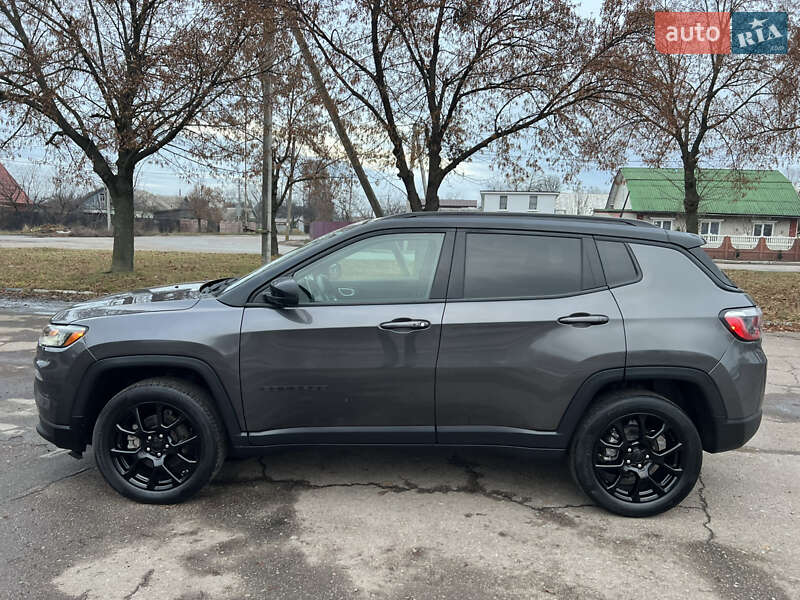 Позашляховик / Кросовер Jeep Compass 2022 в Чернігові