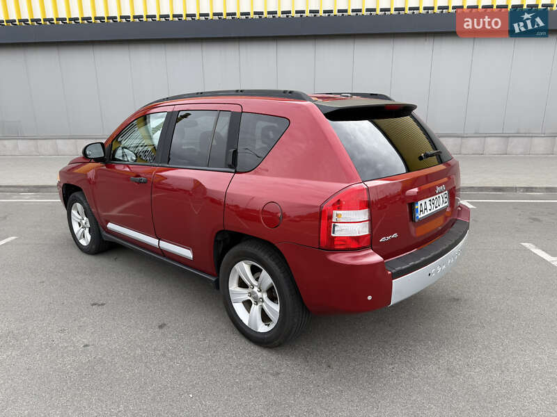 Позашляховик / Кросовер Jeep Compass 2007 в Києві
