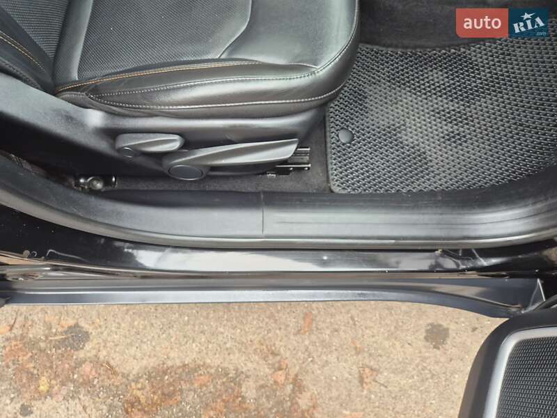 Внедорожник / Кроссовер Jeep Compass 2018 в Киеве фото 45 Внедорожник / Кроссовер Jeep Compass 2018 в Киеве