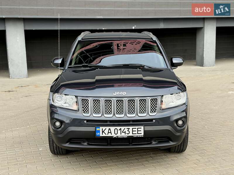 Внедорожник / Кроссовер Jeep Compass 2014 в Киеве