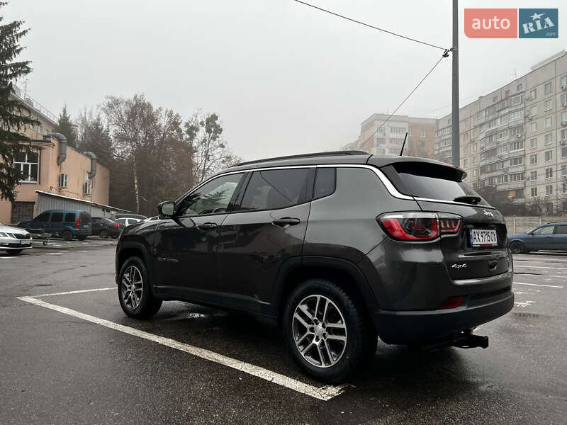 Внедорожник / Кроссовер Jeep Compass 2017 в Харькове