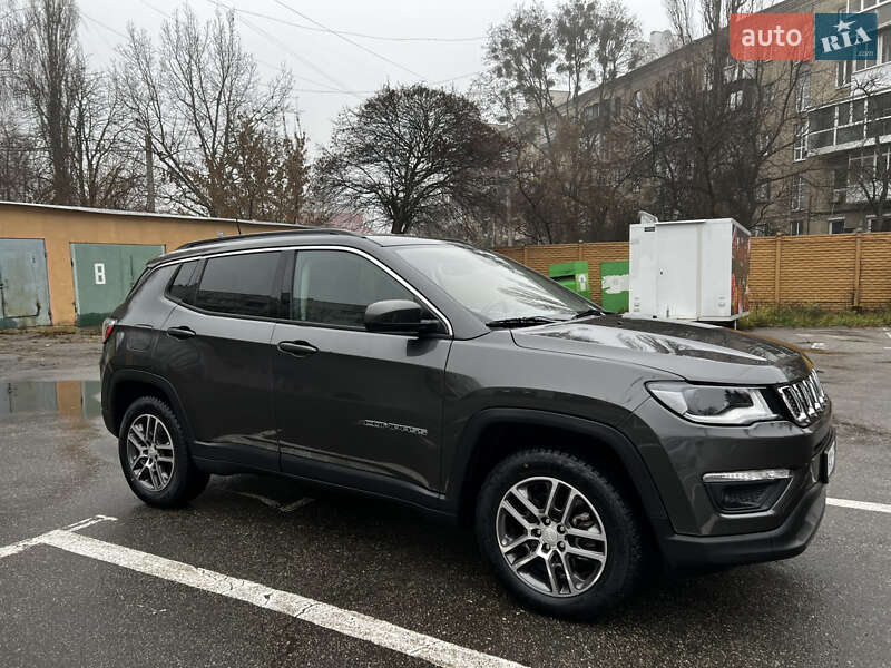 Внедорожник / Кроссовер Jeep Compass 2017 в Харькове