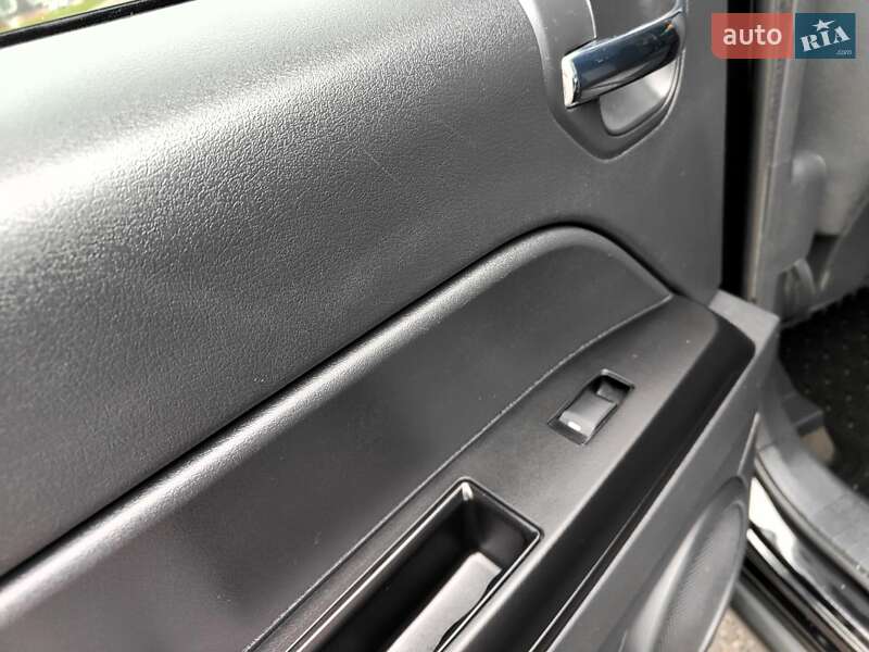 Позашляховик / Кросовер Jeep Compass 2014 в Києві