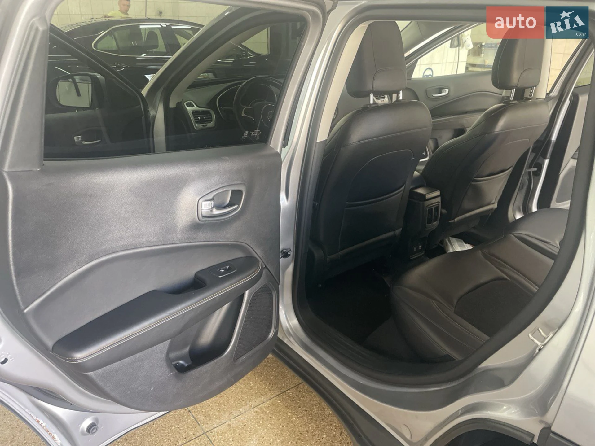 2017 Jeep Compass - мініатюра 9