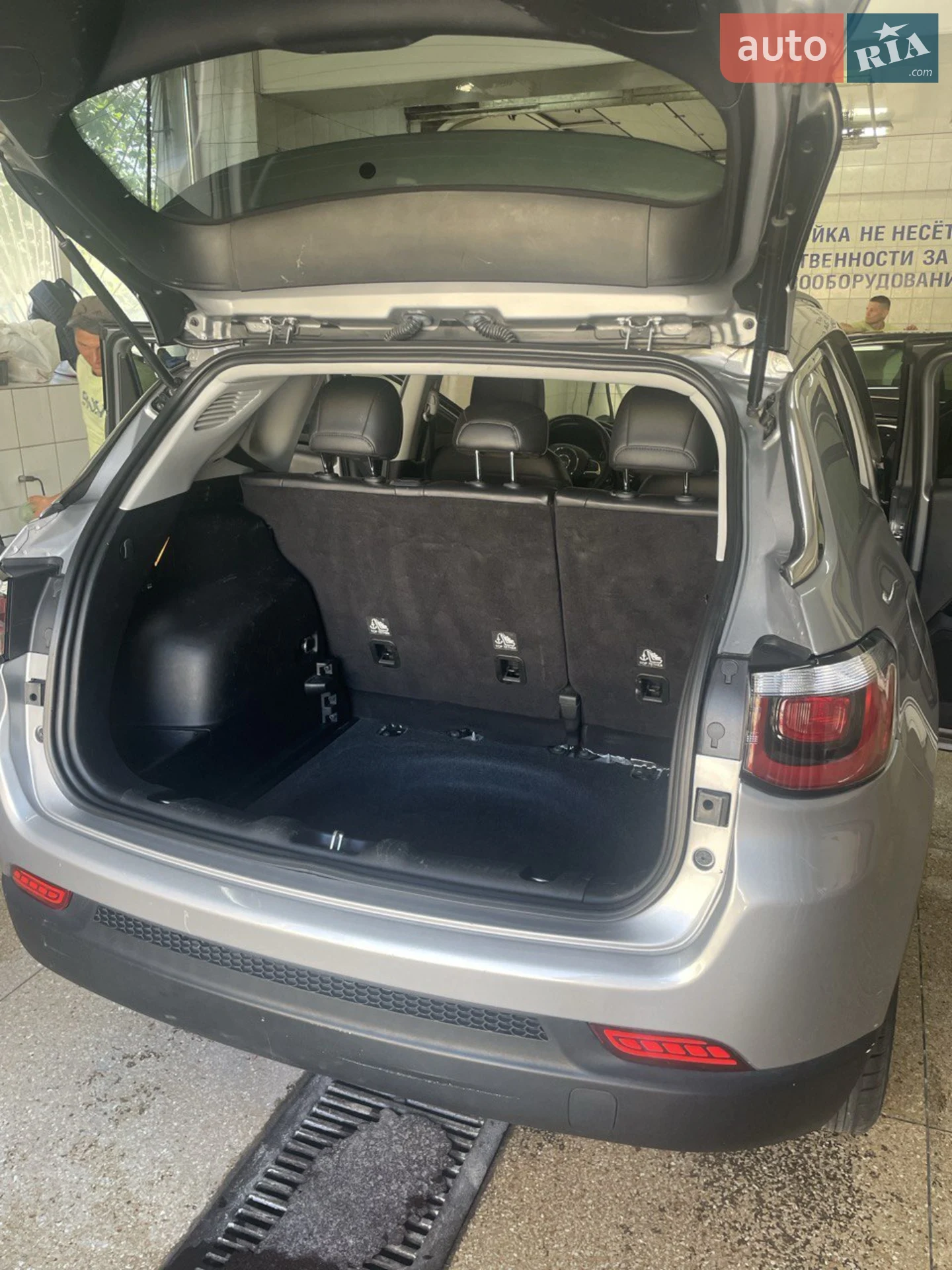 2017 Jeep Compass - мініатюра 11