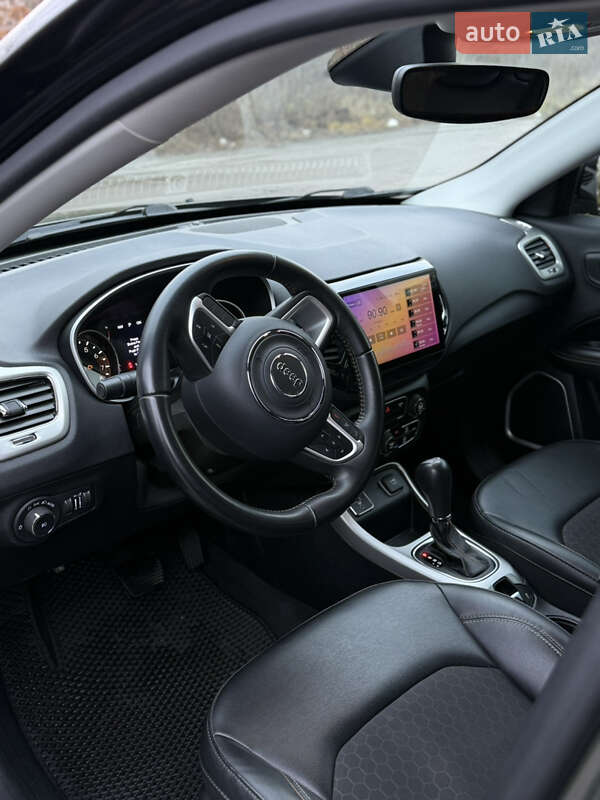 Внедорожник / Кроссовер Jeep Compass 2019 в Ровно
