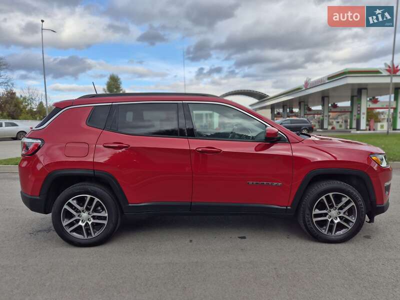 Внедорожник / Кроссовер Jeep Compass 2017 в Житомире