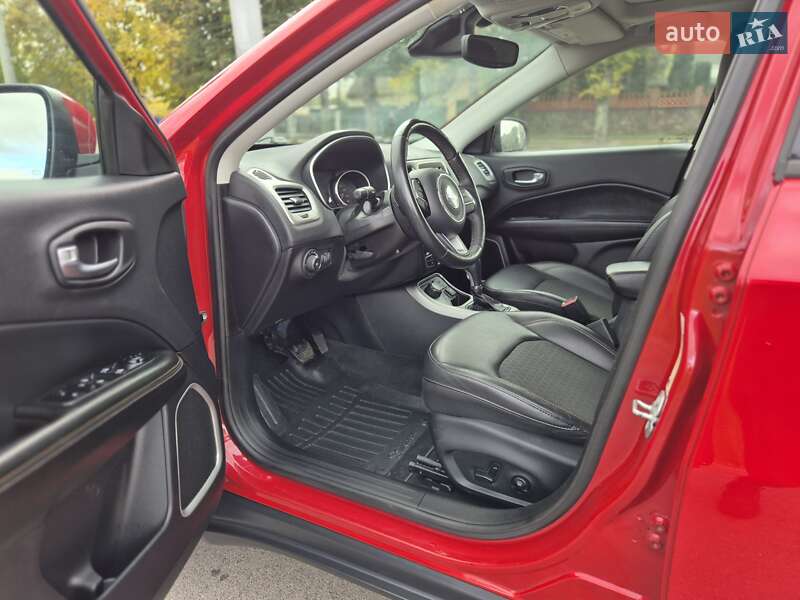 Внедорожник / Кроссовер Jeep Compass 2017 в Житомире