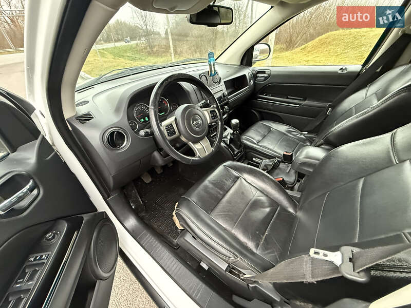 Позашляховик / Кросовер Jeep Compass 2011 в Дубні фото 8 Позашляховик / Кросовер Jeep Compass 2011 в Дубні