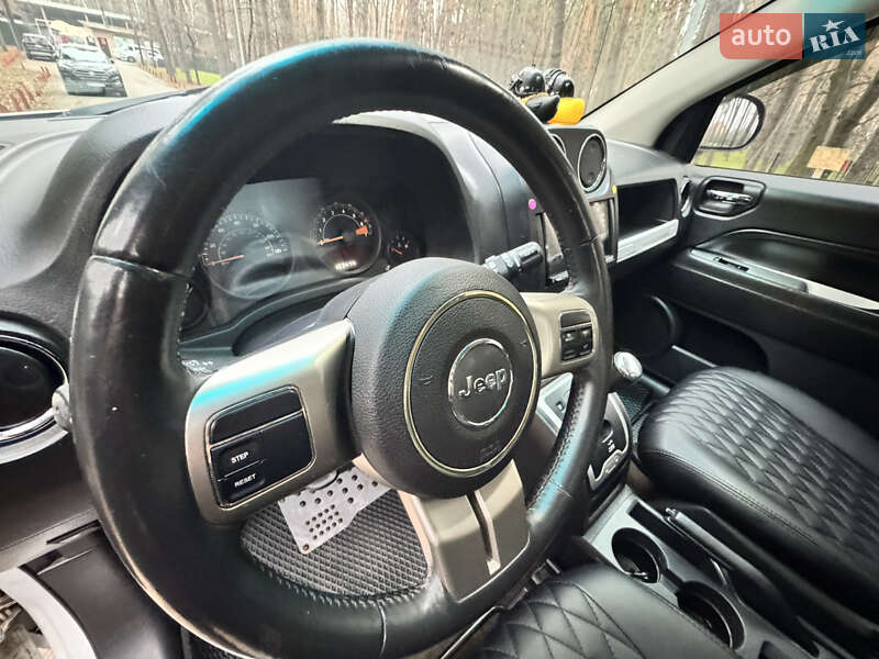 Внедорожник / Кроссовер Jeep Compass 2015 в Киеве фото 22 Внедорожник / Кроссовер Jeep Compass 2015 в Киеве