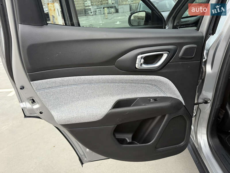 Внедорожник / Кроссовер Jeep Compass 2021 в Киеве