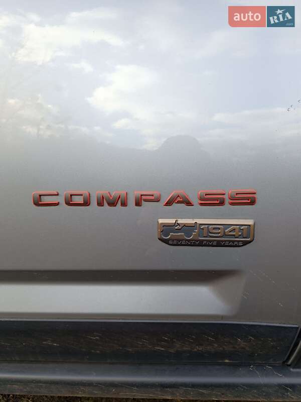 Внедорожник / Кроссовер Jeep Compass 2016 в Диканьке