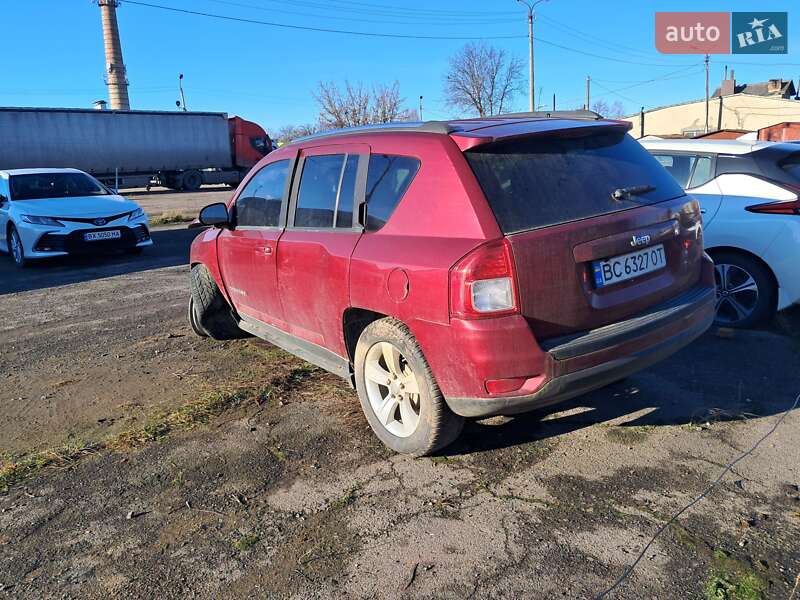 Внедорожник / Кроссовер Jeep Compass 2012 в Ровно