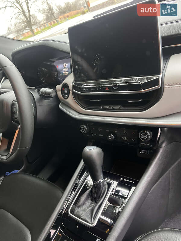 Внедорожник / Кроссовер Jeep Compass 2024 в Киеве