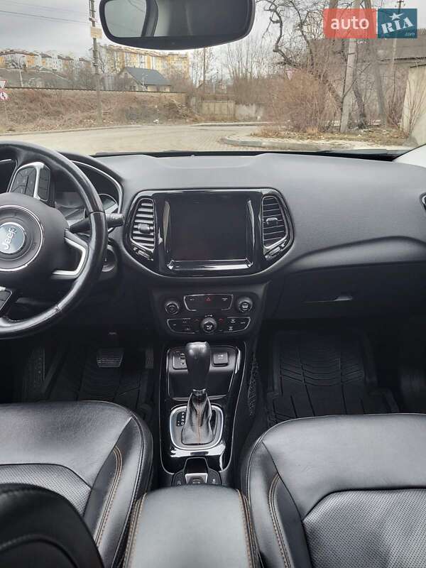 Внедорожник / Кроссовер Jeep Compass 2020 в Ивано-Франковске