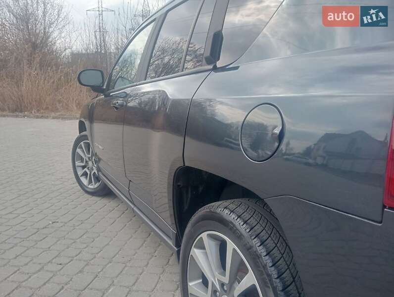 Внедорожник / Кроссовер Jeep Compass 2014 в Дрогобыче
