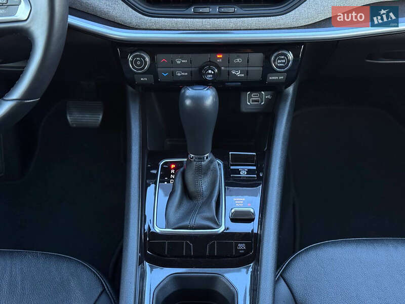 Позашляховик / Кросовер Jeep Compass 2021 в Києві фото 27 Позашляховик / Кросовер Jeep Compass 2021 в Києві