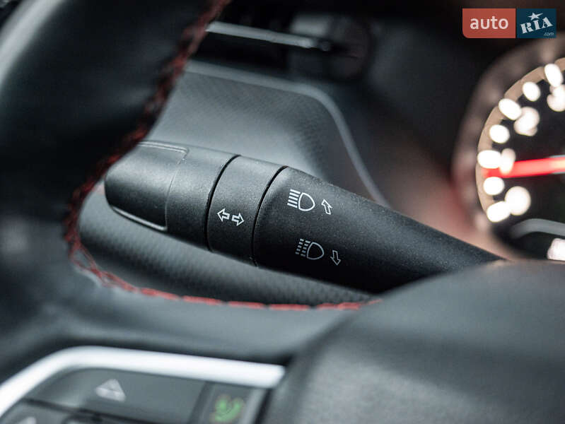 Внедорожник / Кроссовер Jeep Compass 2022 в Киеве фото 22 Внедорожник / Кроссовер Jeep Compass 2022 в Киеве