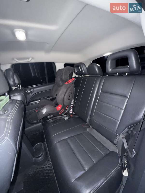 Внедорожник / Кроссовер Jeep Compass 2012 в Львове