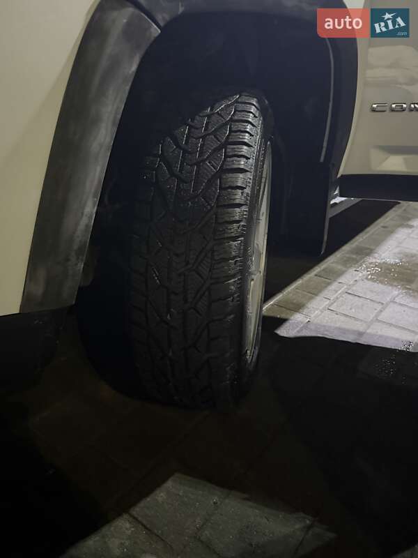 Внедорожник / Кроссовер Jeep Compass 2012 в Львове