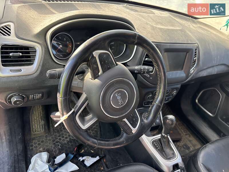 Внедорожник / Кроссовер Jeep Compass 2018 в Киеве