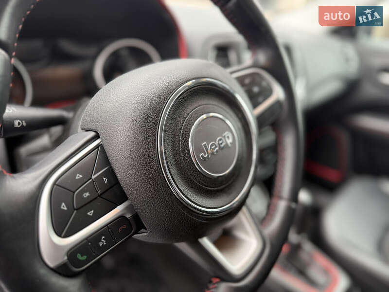 Позашляховик / Кросовер Jeep Compass 2019 в Києві фото 28 Позашляховик / Кросовер Jeep Compass 2019 в Києві