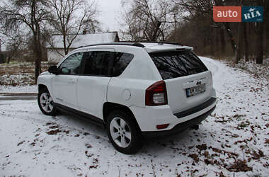 Внедорожник / Кроссовер Jeep Compass 2016 в Киеве