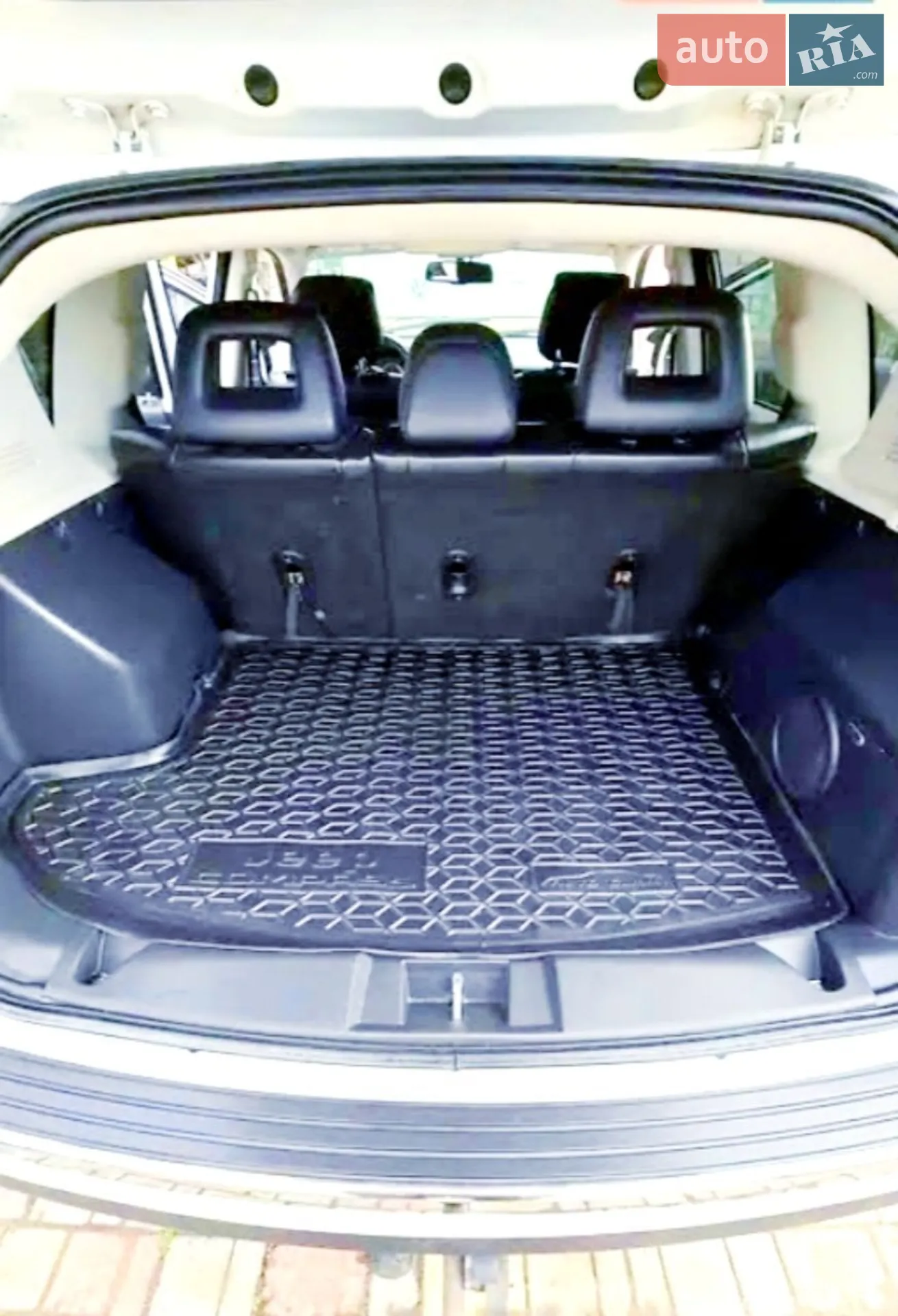 2011 Jeep Compass - мініатюра 3