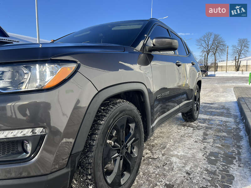 Позашляховик / Кросовер Jeep Compass 2020 в Ромнах