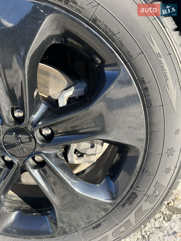 Позашляховик / Кросовер Jeep Compass 2020 в Ромнах