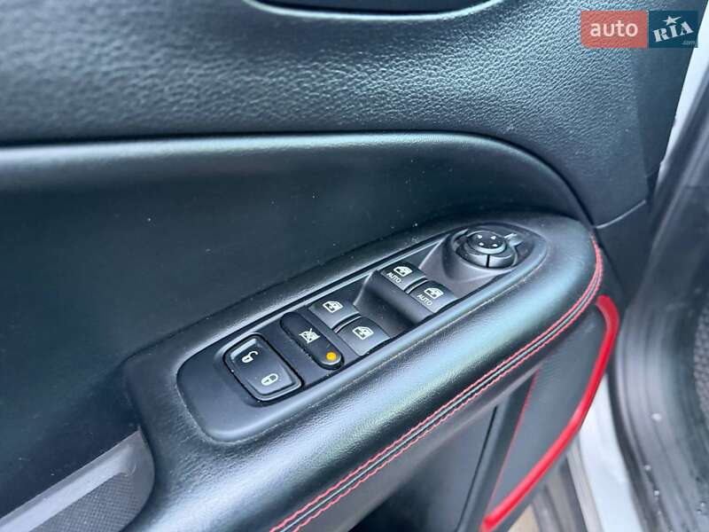 Внедорожник / Кроссовер Jeep Compass 2019 в Киеве