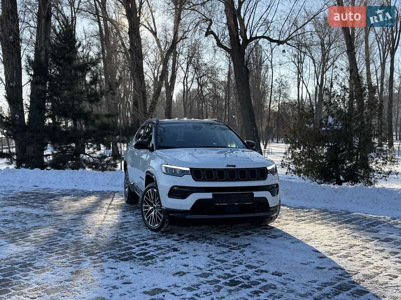 Позашляховик / Кросовер Jeep Compass 2024 в Києві