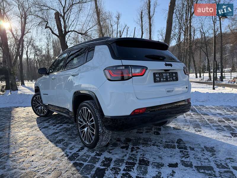 Позашляховик / Кросовер Jeep Compass 2024 в Києві