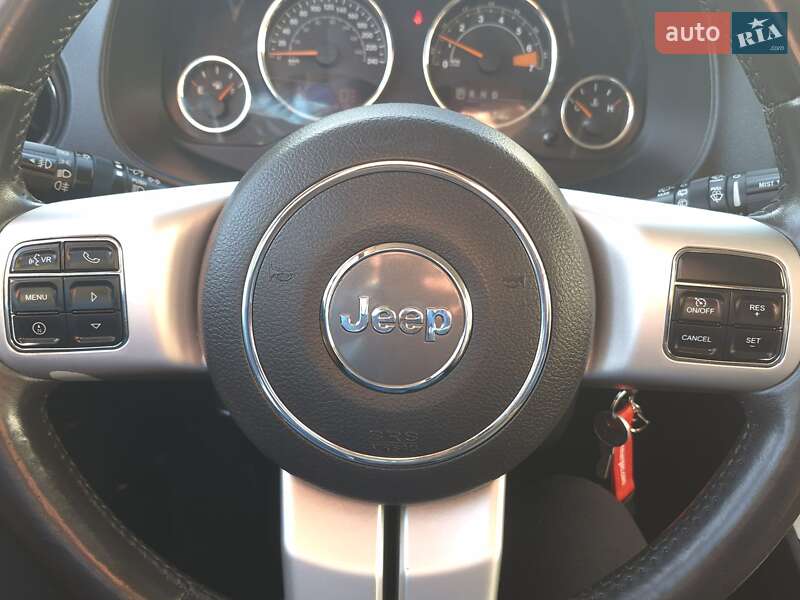 Внедорожник / Кроссовер Jeep Compass 2013 в Львове